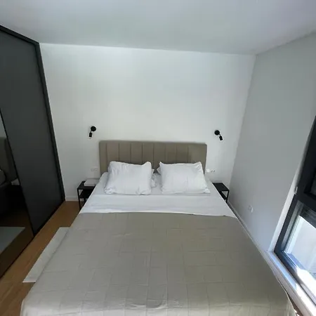 P Palace Maisonette With Private Pool